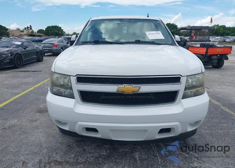 2013 Chevrolet Suburban 1500 Ls z USA, uszkodzony, nr VIN 1GNSCHE03DR372528